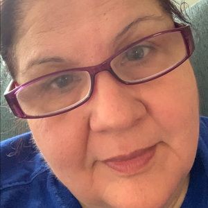 Meet your Posher, Audelia